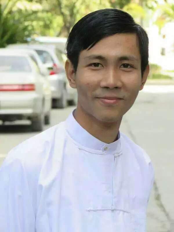 PhyoBangtan's tweet photo. Doctor Kyaw Kyaw Thet, from the University of Medicine Mandalay, was sentenced to 7 more years in prison under Section 52 A of Terrorism Law on Aug 30,for sharing medical knowledge online with @NUGMyanmar #2022Aug31Coup #WhatsHappeningInMyanmar https://t.co/kk877W8Pdu