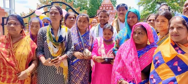 BiswalSouvic's tweet photo. ନେତୃବୃନ୍ଦ ତଥା କର୍ମକର୍ତ୍ତା ଗଣ ଉପସ୍ଥିତ ଥିଲେ।🙏
#ଉନ୍ନତି_ପଥରେ_କଟକ_ମହାନଗର
#TransformingCuttack 👏
#DevelopmentWorksInCuttack 👍 https://t.co/x5zftS0ull