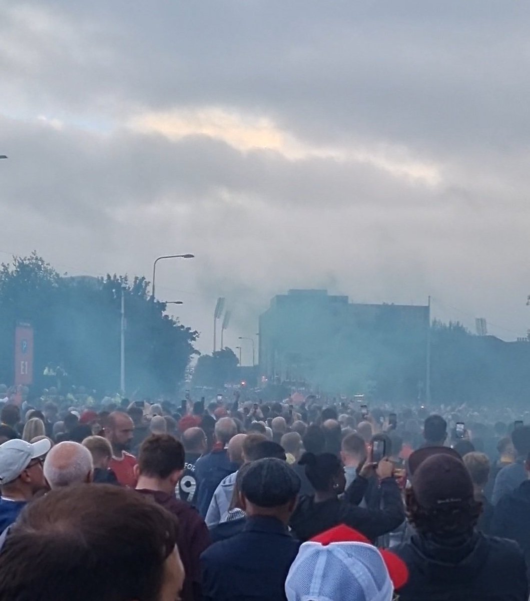 Daniel_leech83's tweet photo. @UtdWesleyy #GlazersOut #SirJimRatcliffeln https://t.co/hcUFOI2e8s