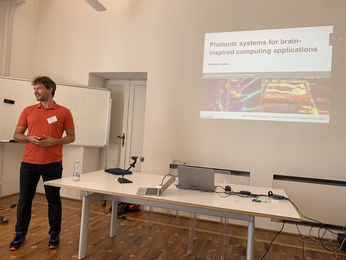 sylvaingigan's tweet photo. Wolfram Pernice presenting photonic computers at #MachineLearningPhotonics https://t.co/9du3ClSRuD