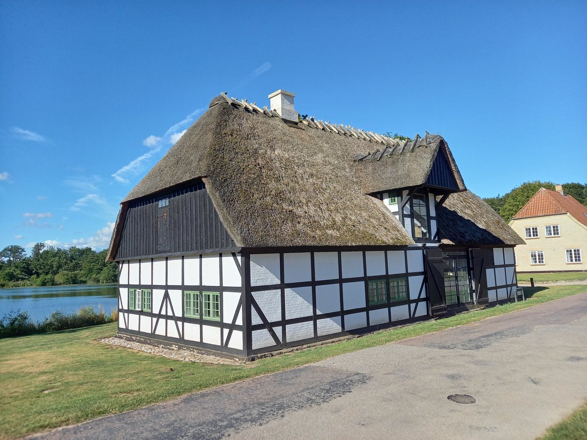 franziska_lau_'s tweet photo. The next two days we'll meet with a group of Assistant Professors from all over Denmark in this beautiful location! @MGMTBSS @SI_Copenhagen @SOD_unit https://t.co/H1Jg7ZySZ6