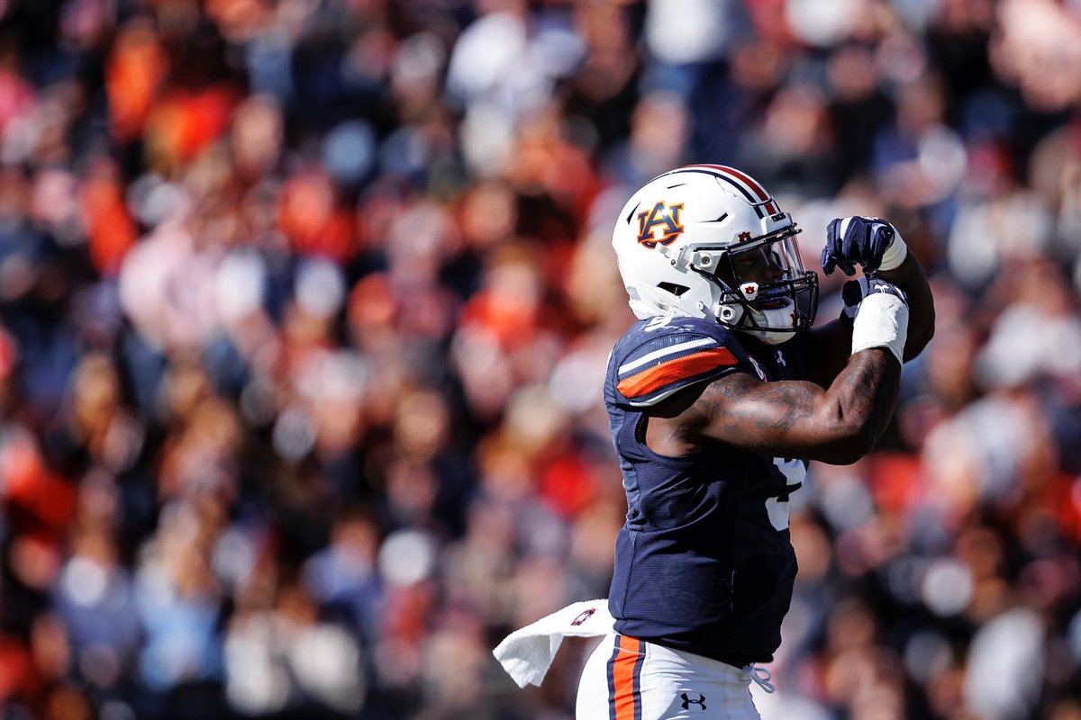 atperryman's tweet photo. I’m staying in the SEC!

Excited to share that this week I’ll become the newest team photographer for @auburnfootball!

Thankful to @CoachHarsin, @BradLarrondo, @itsKellerr , and @jjwahl8 for the chance of a lifetime!

#WarEagle https://t.co/cJpJQeIyk0