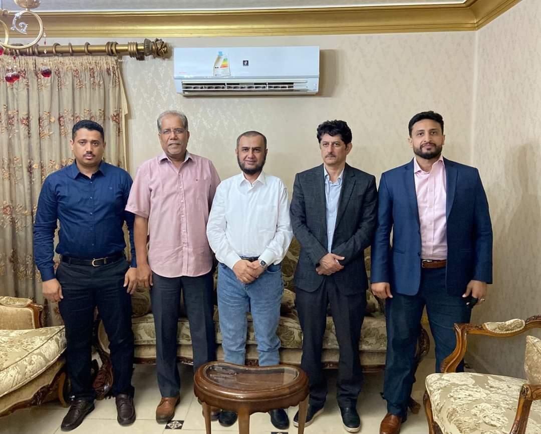 tahabafdhel's tweet photo. أعجبتني لقاءات الجنوبيين في الخارج والداخل بمبادرة فريق الحوار الجنوبي بقيادة الأخ أحمد بن فريد @AhmedBinFareed1 وهي تفرح قلب كل جنوبي محب لبلده، إذ هي إرهاصة لمستقبل أفضل وأجمل لهذا البلد الذي أهين واغتصبت أرضه ونهبت ثروته وشوهت هويته وضاع مستقبل أجياله.
وفقكم الله وسدد خطاكم. https://t.co/NqcYkoTuwW