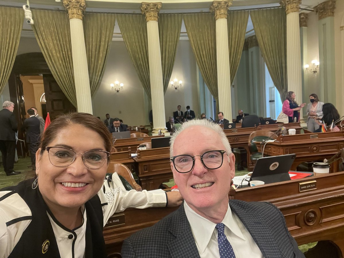 quirk_silva's tweet photo. Last day of session, I want to thank #AssemblyMember #TomDaly for his service to Orange County, and the state. Tom has been a measured and steady leader. He also sits right in front of me and we have a lot of laughs! Thanks you,Tom! https://t.co/Ce16gCwg0u