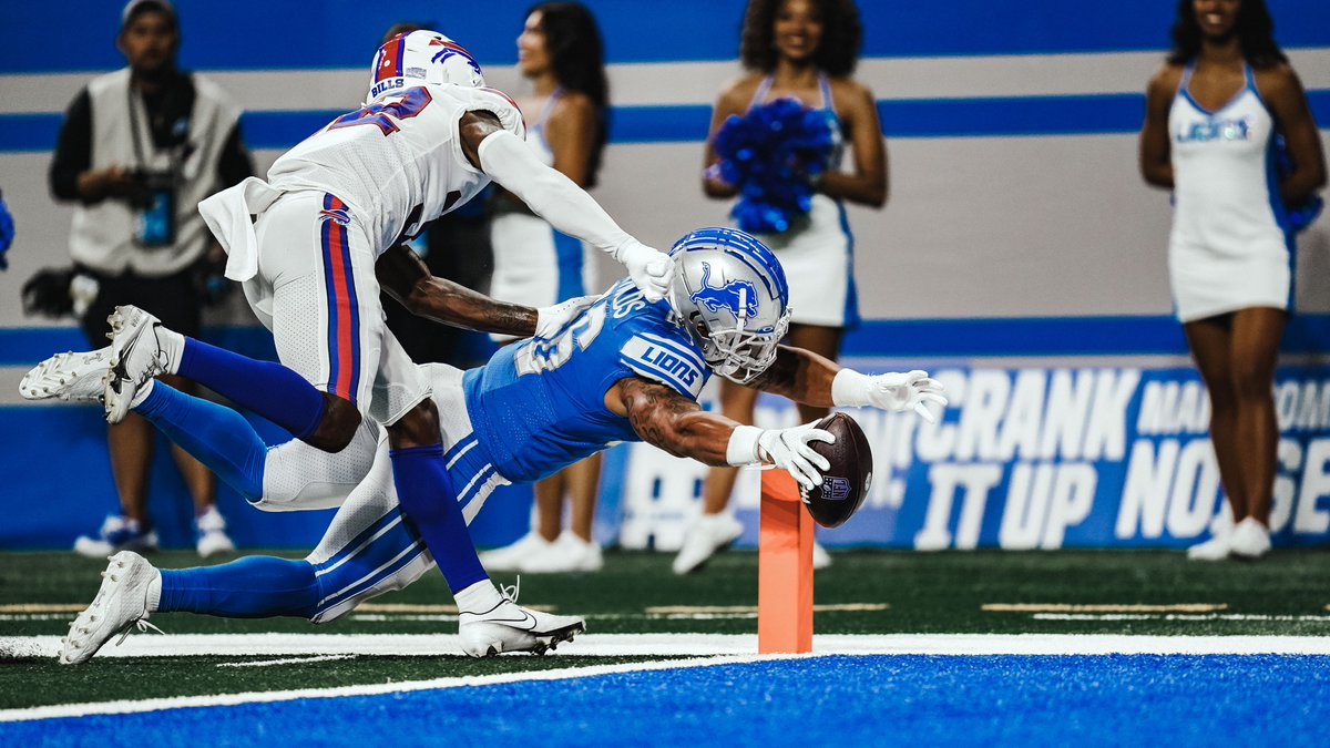 KUGoldenBears's tweet photo. KU PROUD

Former @KUBearsFootball and current @Lions RB, Craig Reynolds (@13_CJR),  was featured on the latest episode of @HBO's Hard Knocks (8/30). It features Craig's time at KU and the @PSACsports and his journey through the NFL. Watch on https://t.co/cxHMUCSIpO. https://t.co/FkHHDwc66N