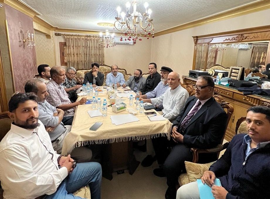 tahabafdhel's tweet photo. أعجبتني لقاءات الجنوبيين في الخارج والداخل بمبادرة فريق الحوار الجنوبي بقيادة الأخ أحمد بن فريد @AhmedBinFareed1 وهي تفرح قلب كل جنوبي محب لبلده، إذ هي إرهاصة لمستقبل أفضل وأجمل لهذا البلد الذي أهين واغتصبت أرضه ونهبت ثروته وشوهت هويته وضاع مستقبل أجياله.
وفقكم الله وسدد خطاكم. https://t.co/NqcYkoTuwW