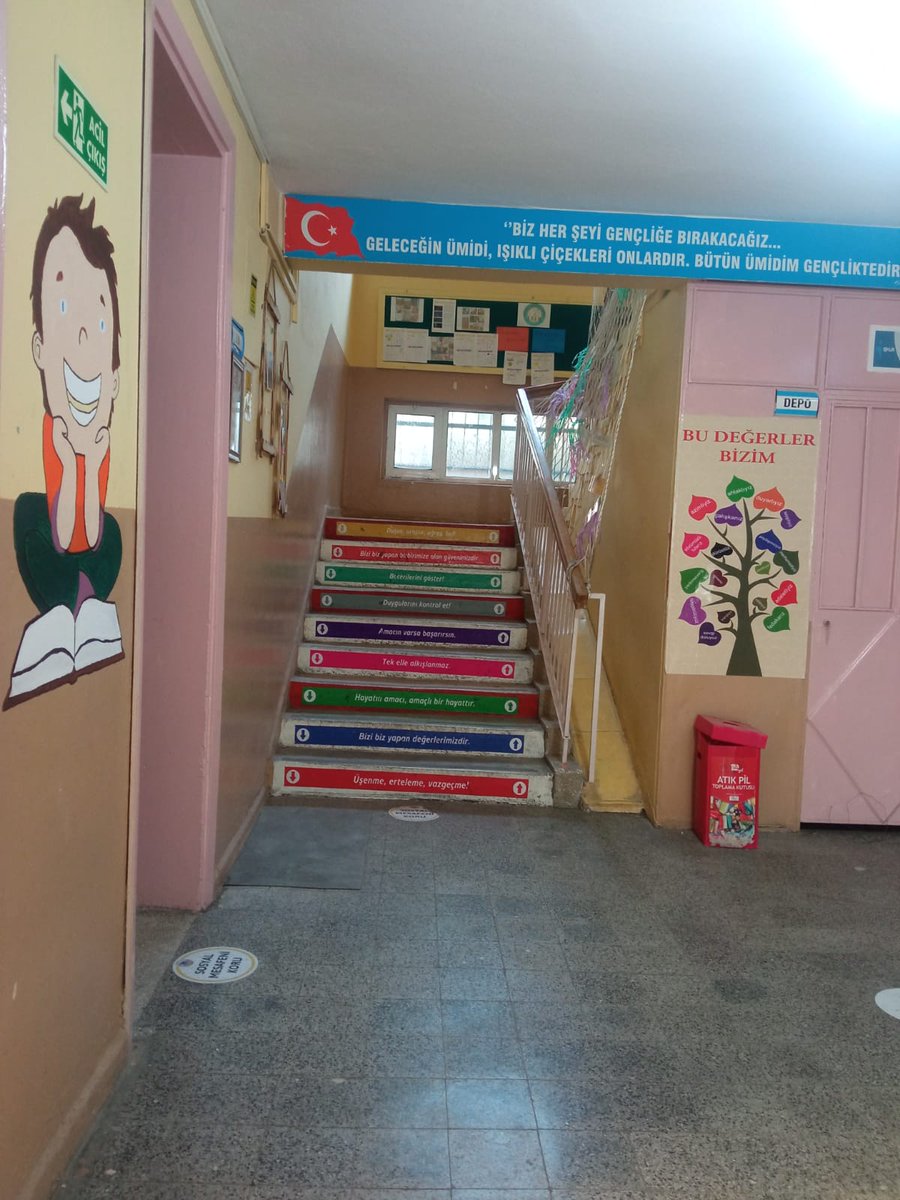 AliHalilbeyli's tweet photo. Kitap en iyi arkadaştır...
@kemalpasa_mem 
@Fikret3581 https://t.co/Am2TIrHOsE