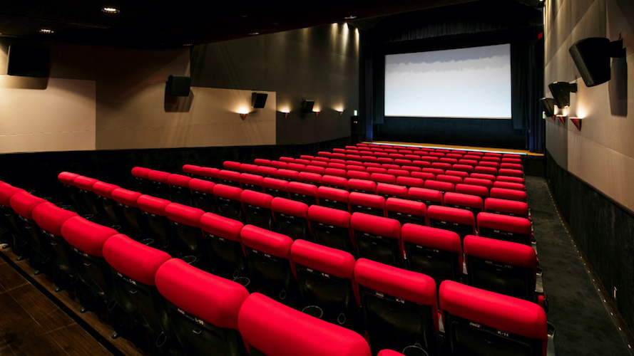 eigacom's tweet photo. 【🎦#世界の映画館 22年9月①】

東京・渋谷区のシネクイント（2スクリーン、277席）は、99年7月に開業したパルコ運営の映画館です。

以前は渋谷パルコパート3にありましたが、同施設の建て替えに伴い16年8月に一時休業。18年7月に現在の場所でリニューアルオ���プンしました👉https://t.co/ae1Y2nVtLU https://t.co/0Q4DAt4eOm