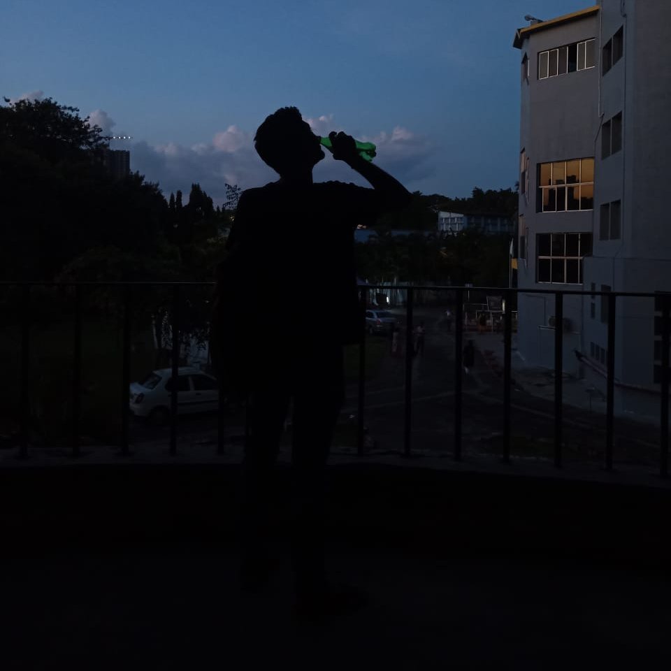 ChandaSuchinta's tweet photo. Solitude Prevails. 

#sih_champion #NewProfilePic https://t.co/U7xQCKKOJ0