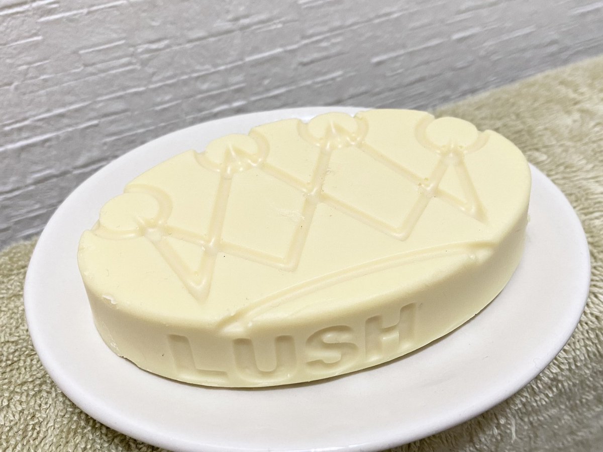 LUSH_LIFE__'s tweet photo. ロード オブ ミスルール マッサージバー

好きな香りだった𓂃𓈒𓏸

#LUSH
#lushjapan
#マッサージバー
#ラッシュ
#限定商品 https://t.co/Oy6FkS4h4d