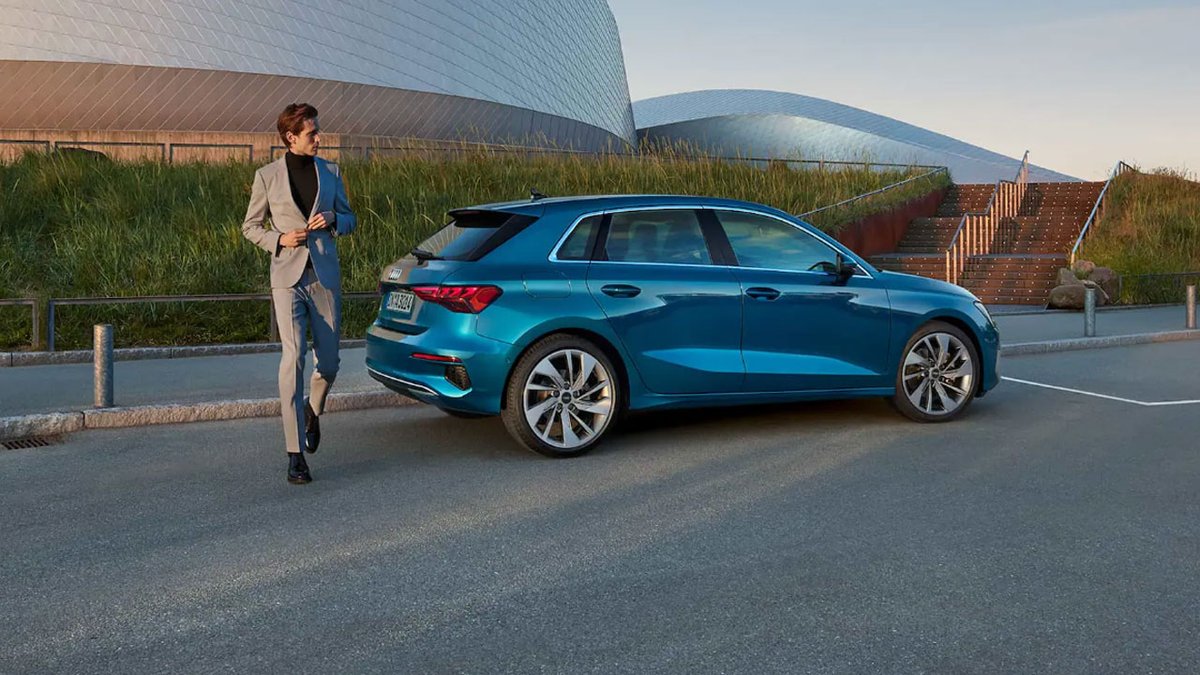 emlakkulisicomm's tweet photo. Bu seri rüyalarınıza girebilir! Audi A serisinin yeni fiyatları belli oldu! 31 Ağustos 2022 Audi fiyat listesi..
https://t.co/o8KPvd4D85
#Audi #Aserisi #yeniAudi https://t.co/OMYnYVUfti