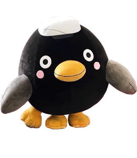 Yamashiro Spa-crow, a three-legged crow with a towel on its head, is the spa-loving mascot of Yamashiro hot springs resort. 