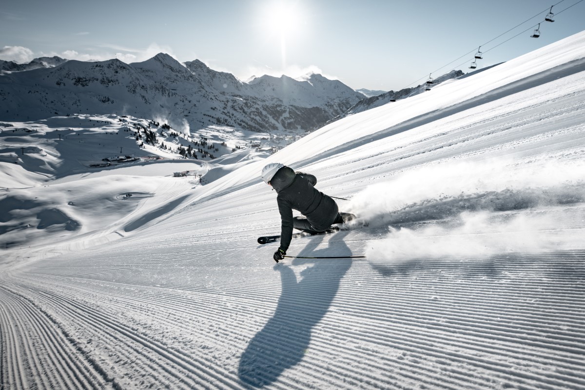TheBespokeBook's tweet photo. Winter editor @Adam_Attew heads to @obertauern, a snow sure ski resort in the @salzburgerland region that is truly in a class of its own.

https://t.co/FWNGdwFdq3

#alps #austria #eco #salzburgerland #ski #snow @MediaContacts #snowboard #winter #skiseason #skiing https://t.co/0BKzqDu2pN