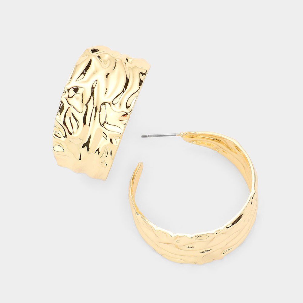 yaffabds's tweet photo. S W I P E to see some of the styles left in our fashion hoops ✨
.
We’re open today 10AM-5PM ~ 
Can’t wait to see you in store x 
.
#yaffa #yaffabds #accessories #dressup #dressupinspo #shop #shopinBarbados #love #new #hoops #fashionjewelry #style #fashion https://t.co/ugkW9VboNS
