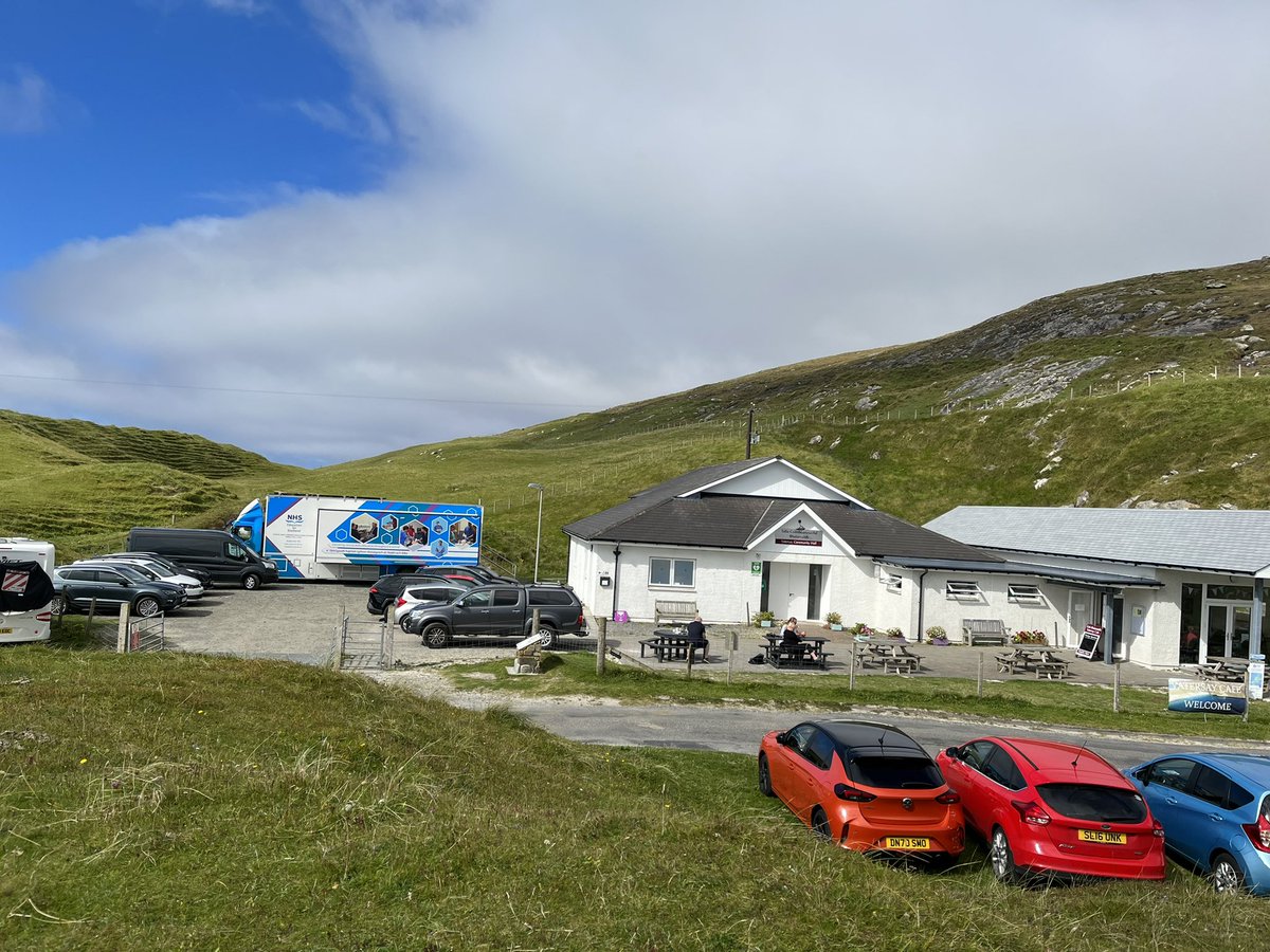 JerryMorse_sim's tweet photo. Day one delivering ILS on Barra awesome venue with the next stop over the hill behind the @CSMEN1 MSU Being America with @moggie39 #protectedlearning #savealife https://t.co/vm69A7HZWp