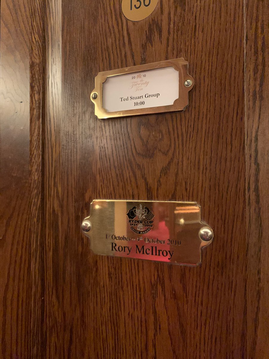StuartqTeddy's tweet photo. @McIlroyRory thanks for letting me use your locker mate https://t.co/CU0MfA0eWT