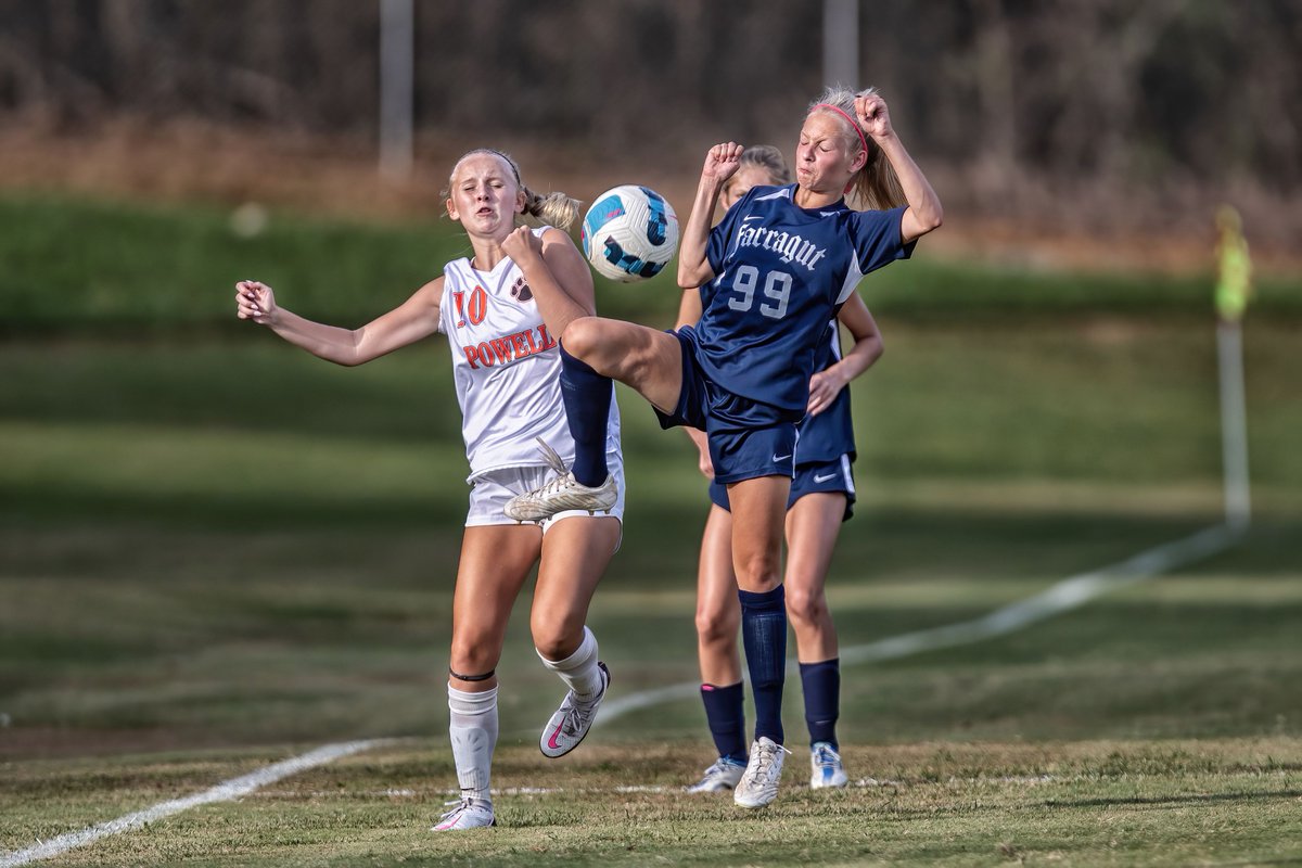 crfoto1's tweet photo. @FHS_womensoccer JV complete domination over Powell!  Ads 8 Powell 1 #GoAds @BeAmazing @coachtatefhs20 https://t.co/bBF872VOsI