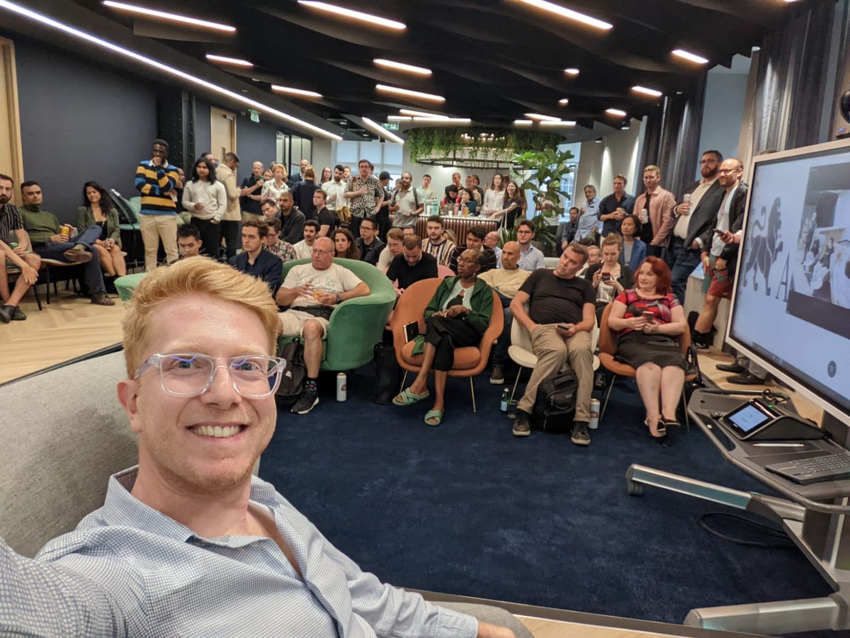 CryptoMondaysUK's tweet photo. What a great evening we had last Monday hosting our monthly event at the beautiful Argentex! 😍We had @ogiberstein of @CoinRuleHQ, @_evalawrence of Arcane Crypto &amp; Diego Clerk of @binance take the stage, where our panel of experts discussed how to trade in a bear market📉
#Crypto https://t.co/Uq0WBgERHp