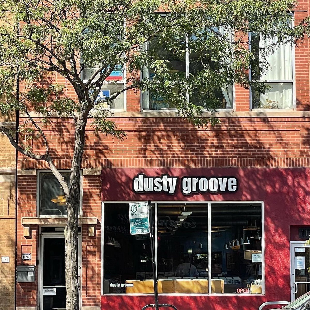 Good morning!☀️ Looking forward to the holiday weekend? 
Our Chicago store is OPEN on Labor Day, 10 to 6. Stop on by or shop 24/7 at dustygroove.com.