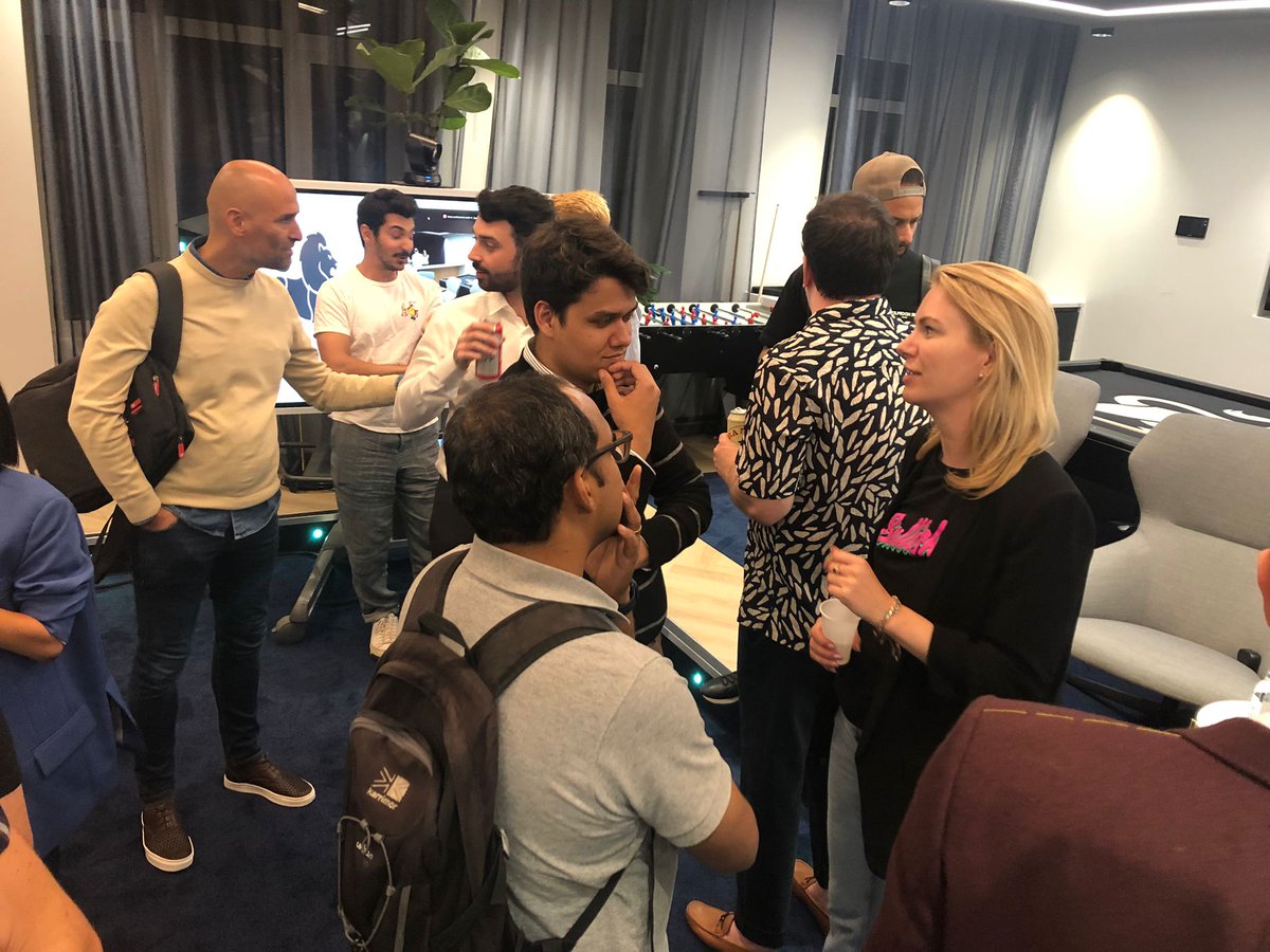 CryptoMondaysUK's tweet photo. What a great evening we had last Monday hosting our monthly event at the beautiful Argentex! 😍We had @ogiberstein of @CoinRuleHQ, @_evalawrence of Arcane Crypto &amp; Diego Clerk of @binance take the stage, where our panel of experts discussed how to trade in a bear market📉
#Crypto https://t.co/Uq0WBgERHp