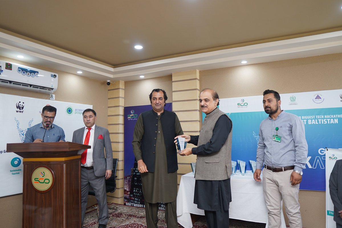 gb_hackathon's tweet photo. 𝐆𝐁 𝐓𝐞𝐜𝐡 𝐇𝐚𝐜𝐤𝐚𝐭𝐡𝐨𝐧 𝟐𝟎𝟐𝟐 | 𝐄𝐯𝐞𝐧𝐭 𝐃𝐚𝐲 𝟎𝟓 &amp; 𝐂𝐥𝐨𝐬𝐢𝐧𝐠 𝐜𝐞𝐫𝐞𝐦𝐨𝐧𝐲
The GB Tech Hackathon 2022 Event was successfully held at the SCO-KIU incubation center Gilgit-Baltistan.
We are honored to have https://t.co/uKrOdi9hpx