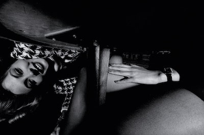 NftDropsCal's tweet photo. #NFTArt 💫 Chanel 'Premiere' Ad Campaign, 1987 📷

 🖼 Artwork by guybourdin 👏
💰 Sold to jaqkscripps for 6.0 $ETH 🪙 ($9,640.50) ✨

🌐https://t.co/fE2lMchQUn

#CryptoArt #NFTArtists #NFTCommunity #NFT #NFTCollector #NFTs #NFTshill #ETH #Ethereum #CryptoArt #Artoftheday https://t.co/a1gGQMDufu