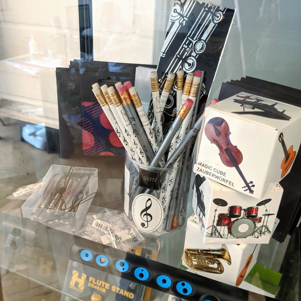 AllFlutesPlus's tweet photo. Quick reminder that we are here to fulfil your flute accessory needs! We have a bunch of products in store and available to purchase online as well.

#accessories #flutestand #musicians #flutestore #fluteplayers  #musicstore #flutesection #flutesofinstagram #flutelessons https://t.co/PpWp4G5UYk