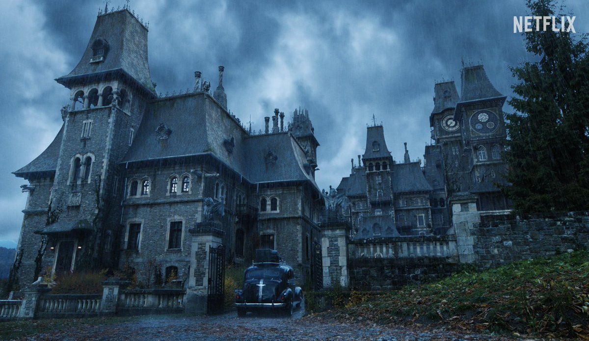 NetflixFR's tweet photo. Mercredi Addams.
Par Tim Burton.
Cet automne. https://t.co/dYFJsei0F1