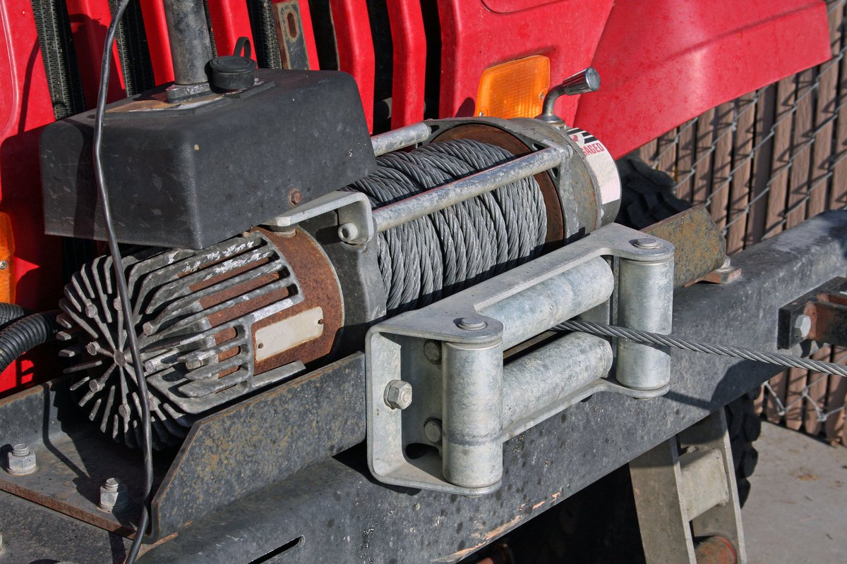 wreckersupplyus's tweet photo. Need Winch Cable? We fabricate Steel Core and Fiber Core Winch Cable in diameters 3/8", 7/16", 1/2", 5/8" and 3/4".
STEEL CORE WINCH CABLE: https://t.co/2C774NgK2i
FIBER CORE WINCH CABLE:
https://t.co/09yR9lL99Y
#WinchCable #TowingSupplies #TowingSupply #WreckerSupplies https://t.co/PkebypOvw6