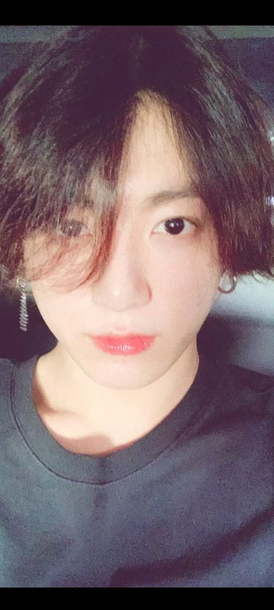 jungkooke191997's tweet photo. Happy birthday jungkook #junkookday #jungkookbirtday https://t.co/rvSmKRy6Hx