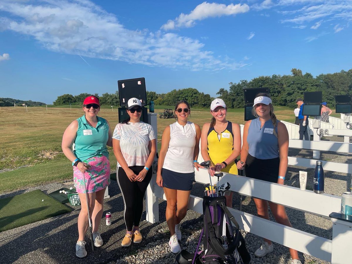 _GlobalWIN's tweet photo. Thank you so much to everyone who came out to celebrate GlobalWIN Golf for the perfect end of our series party! We had such a blast enjoying bbq and brews with you all on the driving range! 

Can’t wait to get back on the course with you all again soon! ☀️⛳️🍻 https://t.co/znx37wMgHs