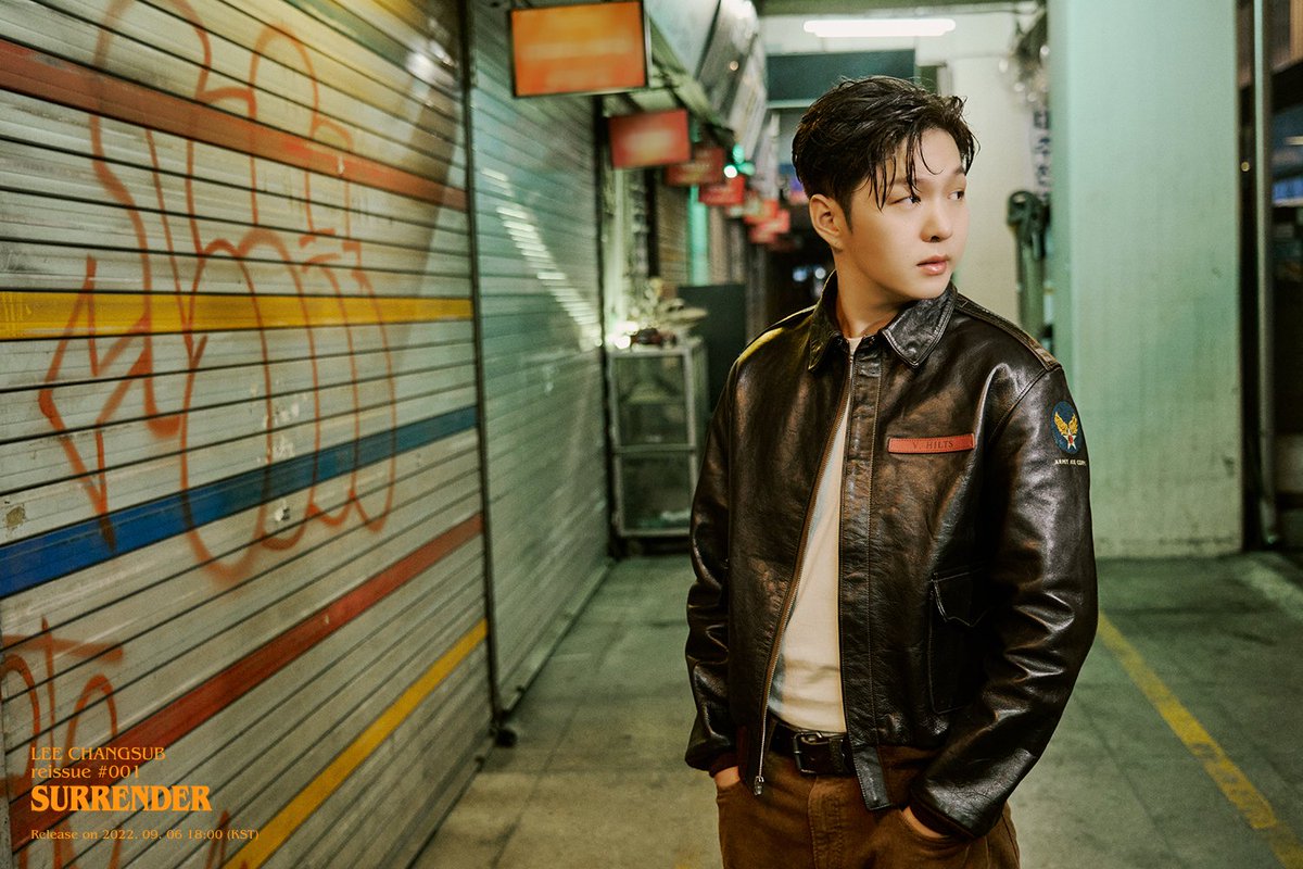 ilhoonsubi's tweet photo. THIS ILHOON AND THIS CHANGSUB, SAME PLACE 😭 https://t.co/gNKtMJRR6O