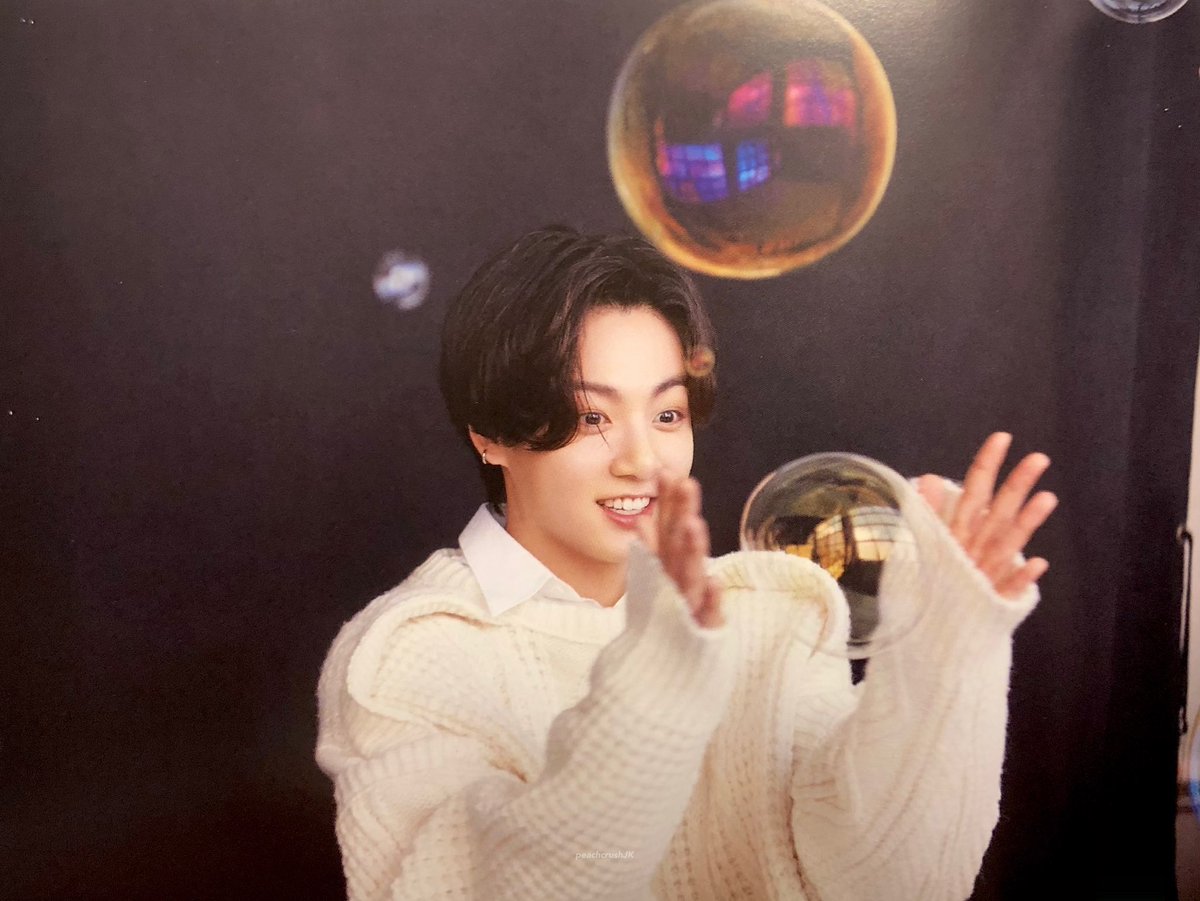 44lhoseok's tweet photo. Jun, ter você é sentir gratidão, olhar pra você é sinônimo de orgulho: um ser humano tão incrível, cheio de coisas boas e repleto de significados bonitos! um grande artista, nosso melhor amigo, amável e tão educado, eu desejo que você sempre seja feliz! FELIZ VIDA! #JUNKOOKDAY https://t.co/qO0f49V9bI