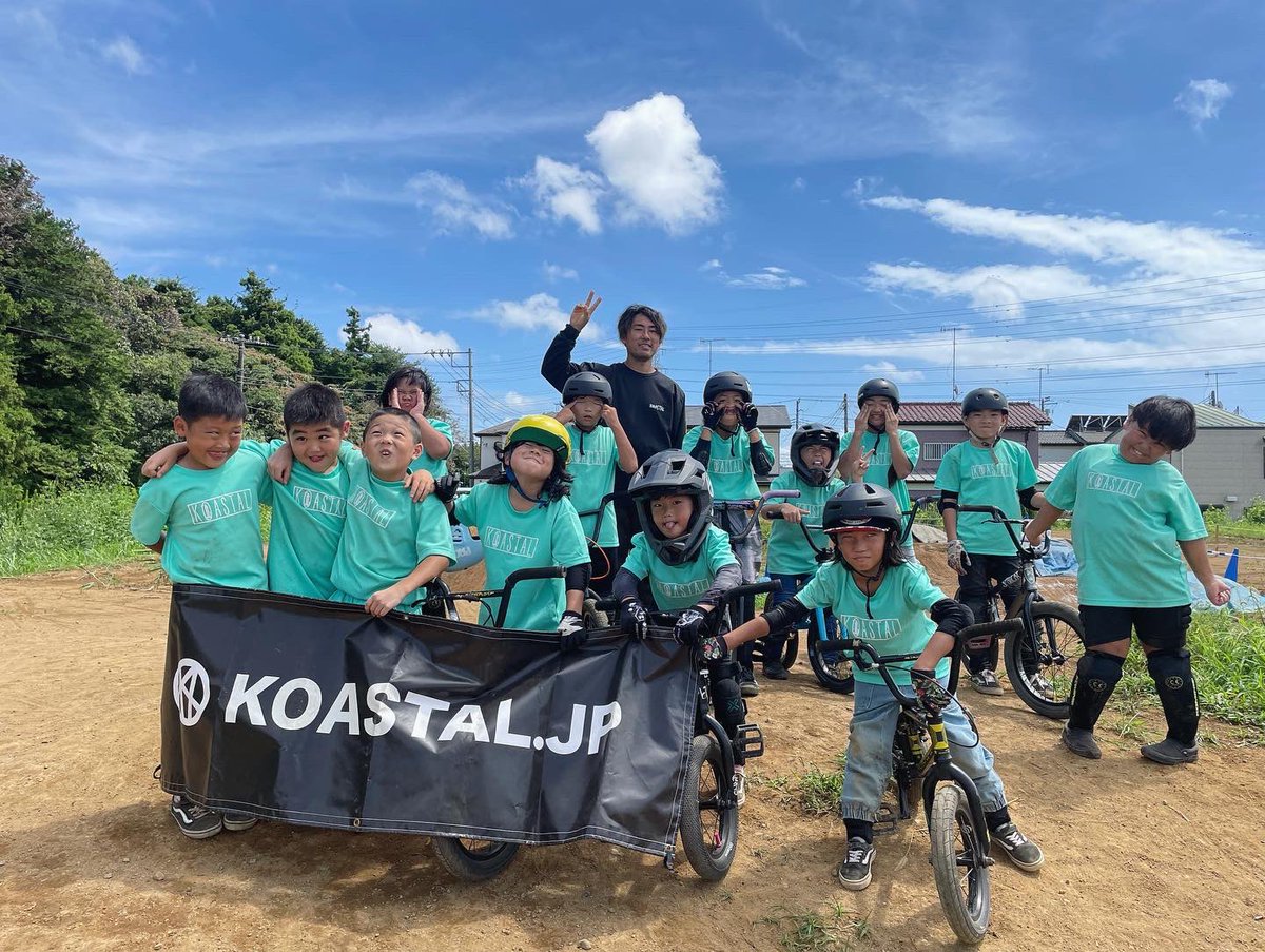 koastal_jp's tweet photo. KOASTAL SUMMER CAMP 無事に終了しました🙏

この夏休み、自分で決めた目標に向けてみんな本当によく頑張りました👏

#koastalsummercamp
#koastal 
#koastalbikepark https://t.co/sqPtYchl8u