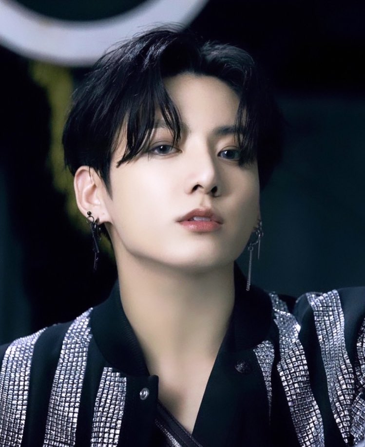 95_jh_tt's tweet photo. 생일 축하해❣️

 #JUNGKOOK   #JUNGKOOKDAY https://t.co/PhGmCjc4gB