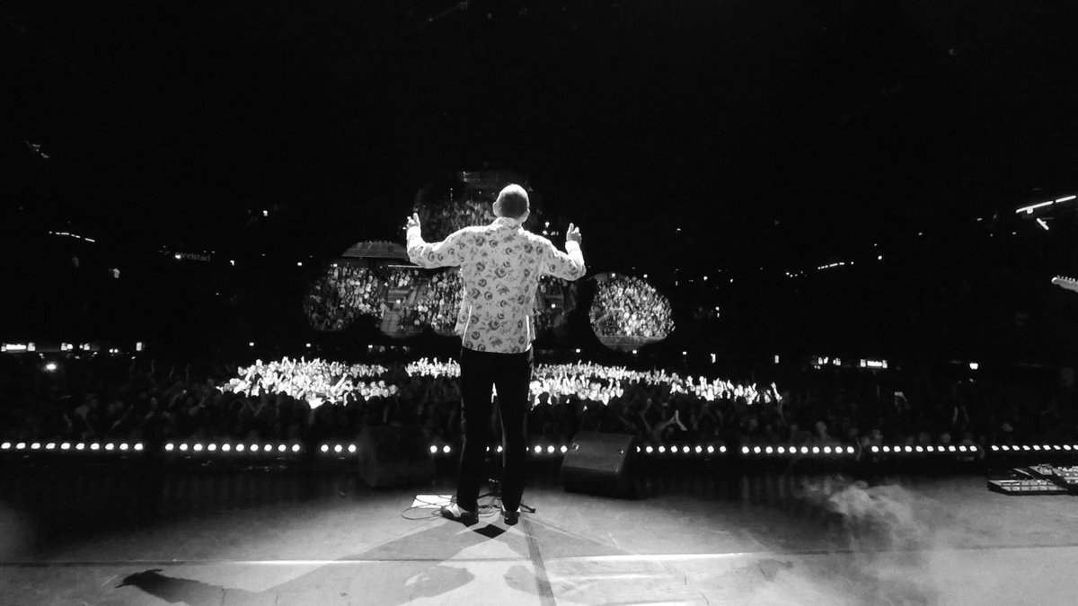 We hebben iets moois voor jullie in petto. Luister morgen tussen 11 en 12 uur naar <a href="/NPORadio2/">NPO Radio 2</a> om het als eerste te horen.