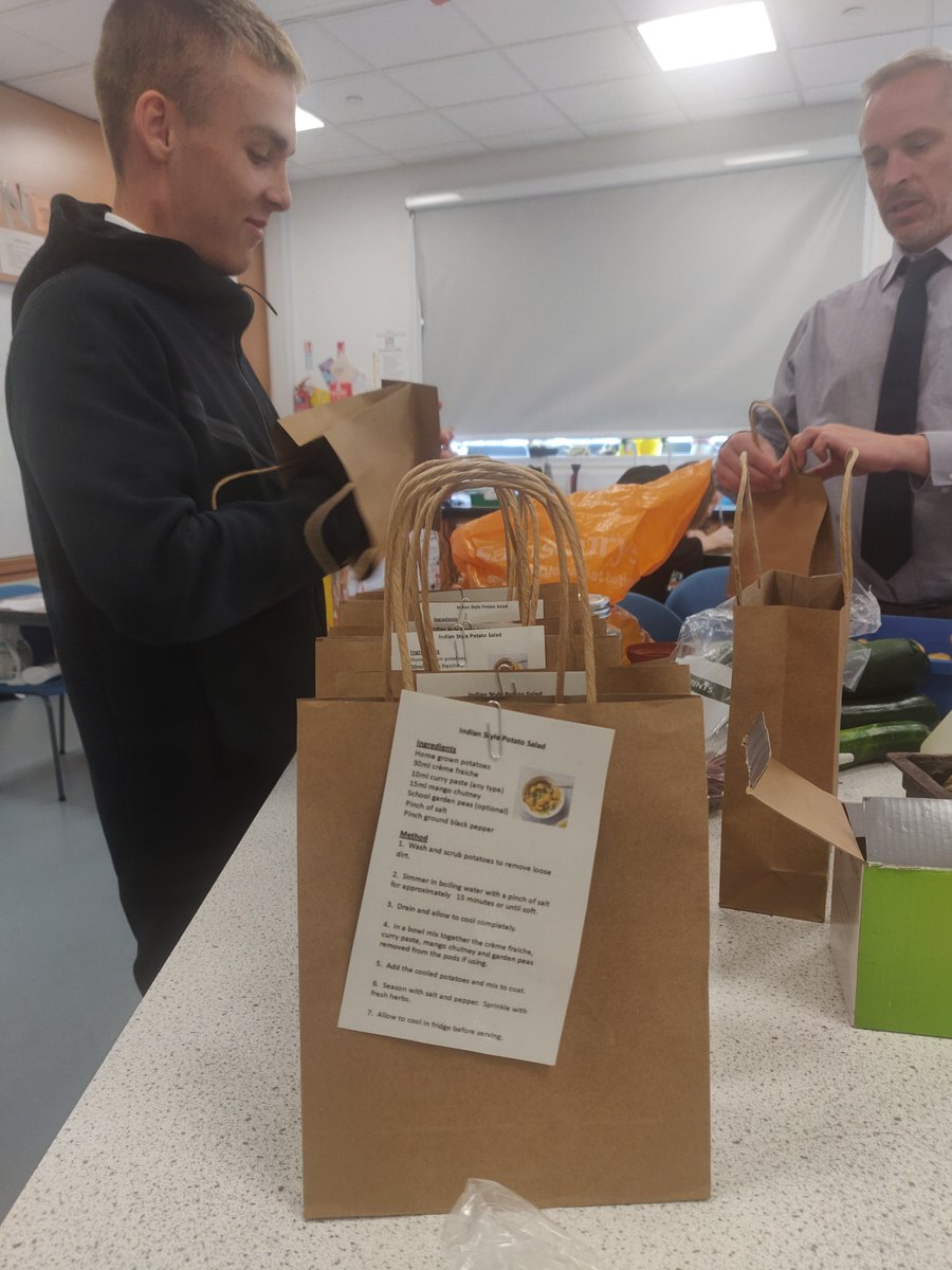 If you're coming to tonight's <a href="/KirkintillochHS/">KHS</a> BGE award ceremony there's a chance to pick up some produce from our school garden, carefully packaged up by our super young gardeners. Each bag comes with a tasty recipe from <a href="/KHSFoodTextile/">H.E Dept</a> department.