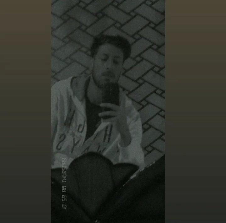pathan__farhan's tweet photo. Ma Kawa Zargia Da Wafa Talash K Ma Garza Dalta Bewafa Da Wafadaro Qadar Na Kawi https://t.co/zQnzIZ7eA2