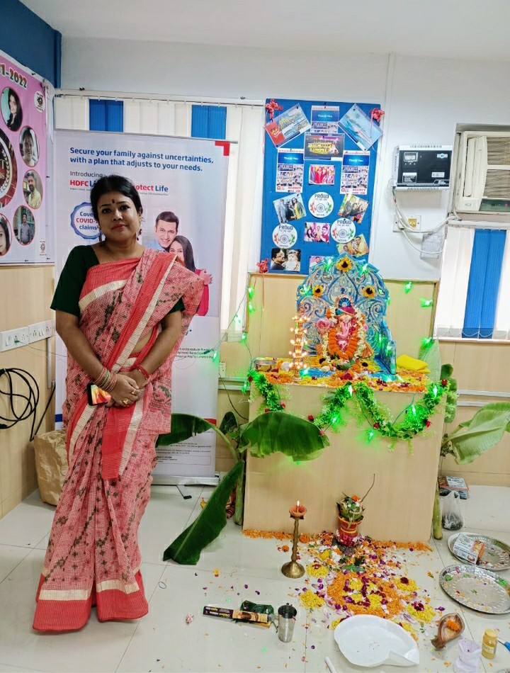 jana_subhra's tweet photo. Ganapati Bappa Morrya at Our Office 🙏💐💐🙏 
#HappyGaneshChaturthi ✨🎊✨ Best Wishes to all Of You 🎉🎇🎊 https://t.co/CxKjaXSmvG
