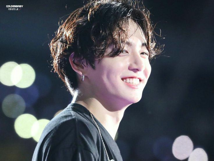 Euphoria_7v's tweet photo. جونگکوک همه چیزه ..  بیشتر از این نمیتونم توصیف کنم :)))
#HappyJungkookDay https://t.co/OSwjWBs5hr
