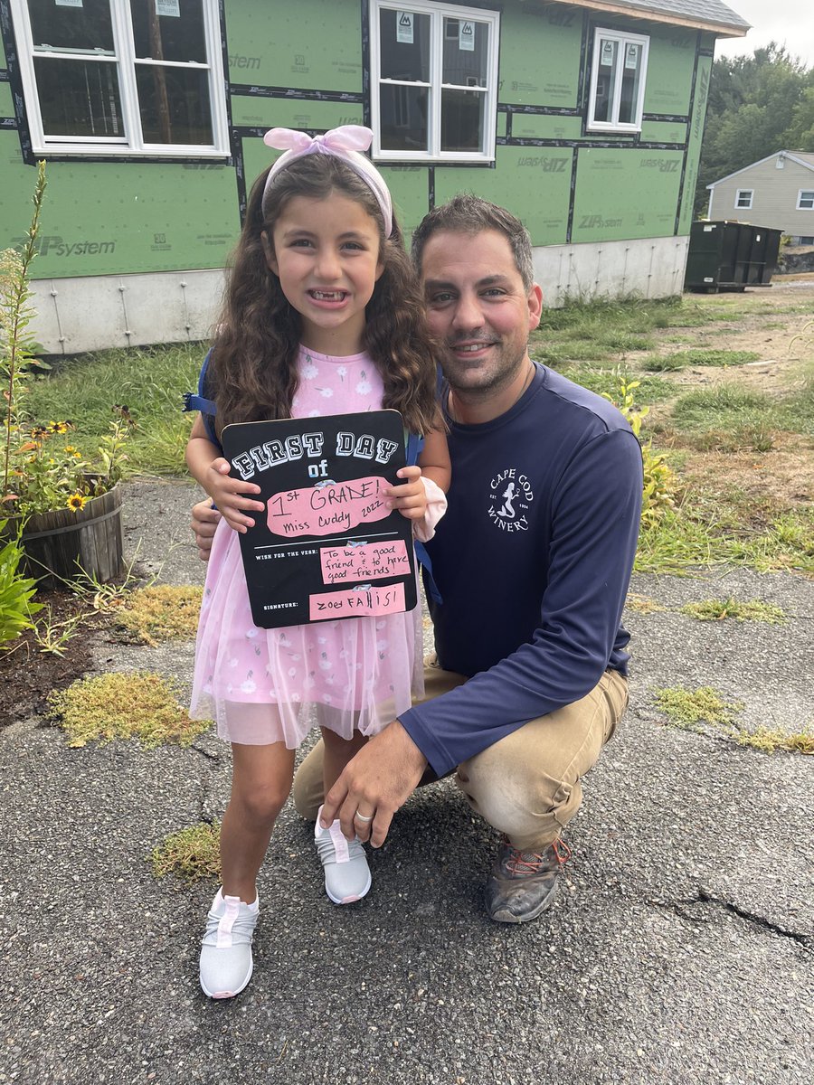 M_Fallisi's tweet photo. And just like that we have a first grader! #prouddad #timesflying https://t.co/34zDAEJroX