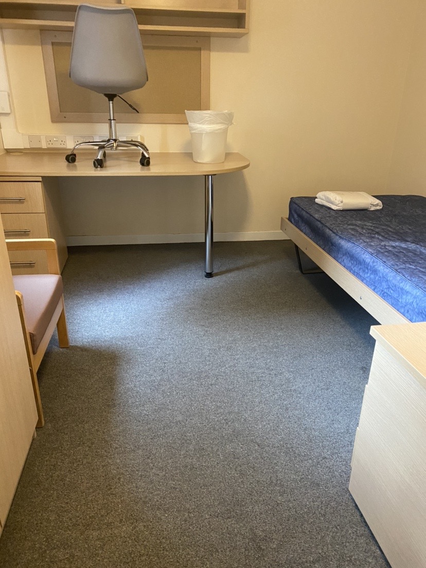 SM_Clean_Devon's tweet photo. Commercial carpet cleaning to student accommodation, nice work team #exeter #carpetcleaning #servicemaster https://t.co/At6JO255NP