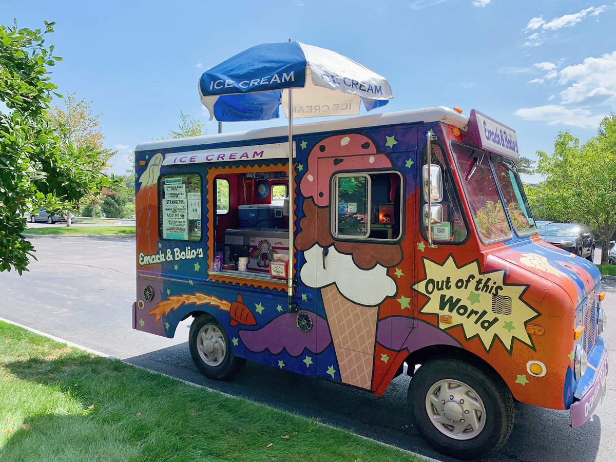 Another wonderful truck gig yesterday before the rain! 🍦⛱

Book us now to cater your office event, school function, wedding, or party before the season’s over! 

✨Learn more at ebalbany.com

#emacksalbany #emackandbolios #icecreamtruck #icecream #catering #albanyny