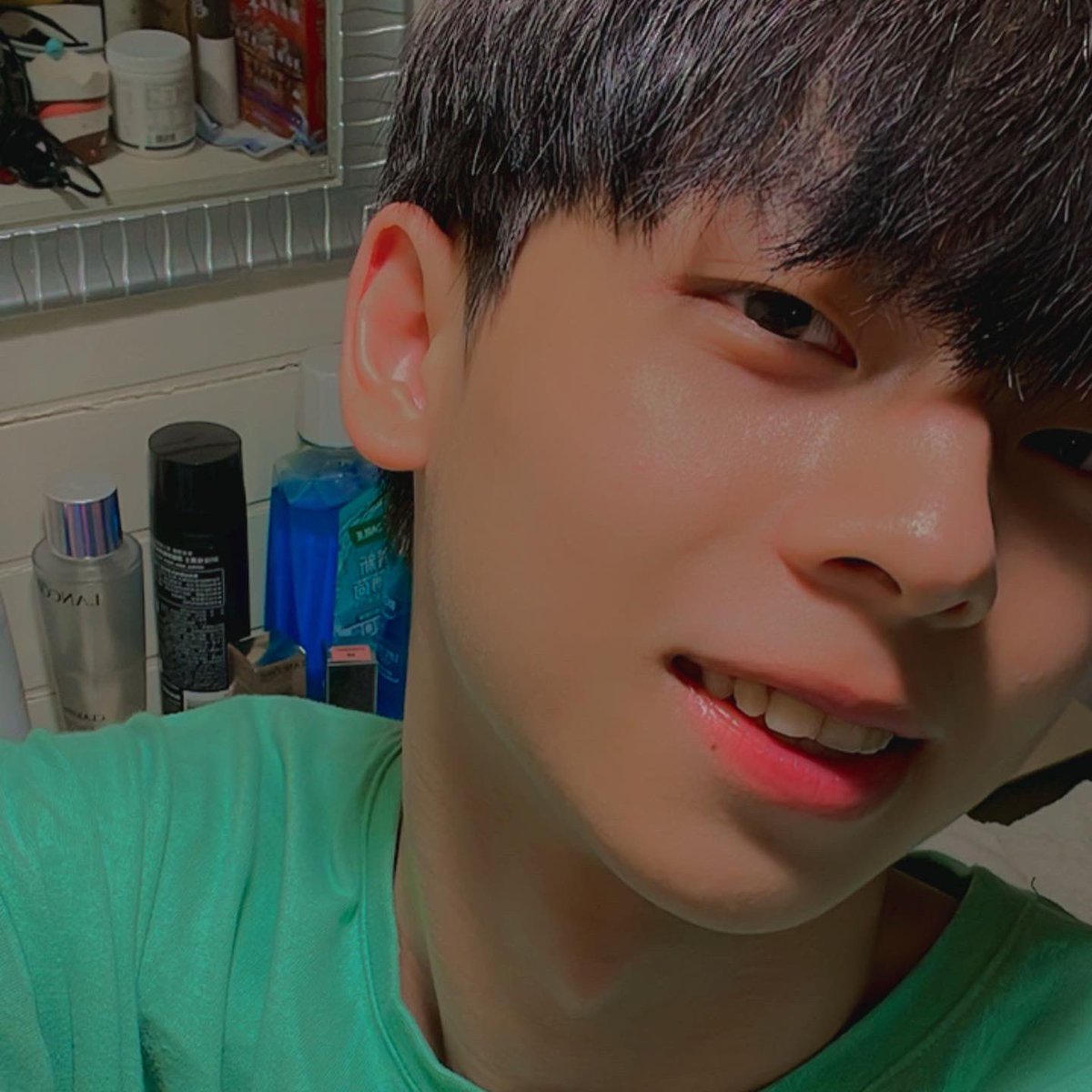 julian951116's tweet photo. ☁️⛅️#正太 #學生 #轉推按讚 https://t.co/4WFGhI9xJa