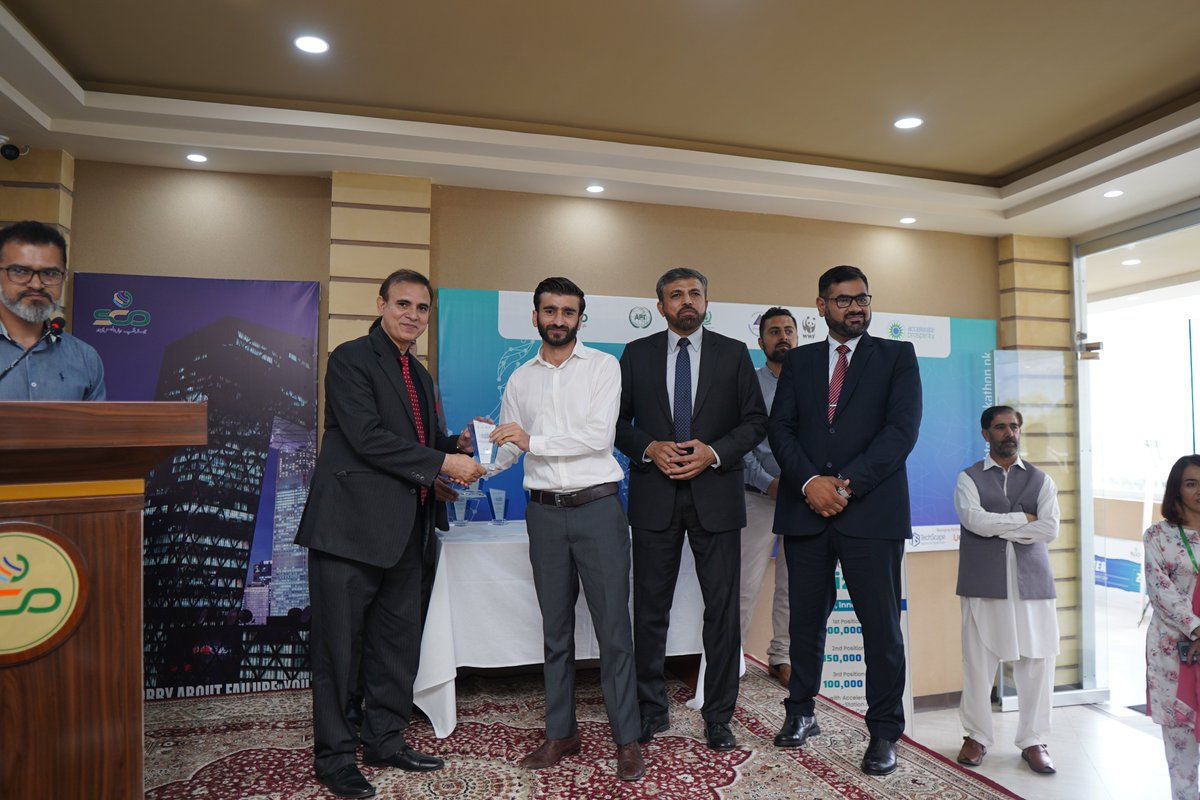 gb_hackathon's tweet photo. 𝐆𝐁 𝐓𝐞𝐜𝐡 𝐇𝐚𝐜𝐤𝐚𝐭𝐡𝐨𝐧 𝟐𝟎𝟐𝟐 | 𝐄𝐯𝐞𝐧𝐭 𝐃𝐚𝐲 𝟎𝟓 &amp; 𝐂𝐥𝐨𝐬𝐢𝐧𝐠 𝐜𝐞𝐫𝐞𝐦𝐨𝐧𝐲
Here are some highlights from our today's event.
Our gratitude to our Mentors for mentoring the participants and providing them with a learning https://t.co/JiUcFzD5Ac