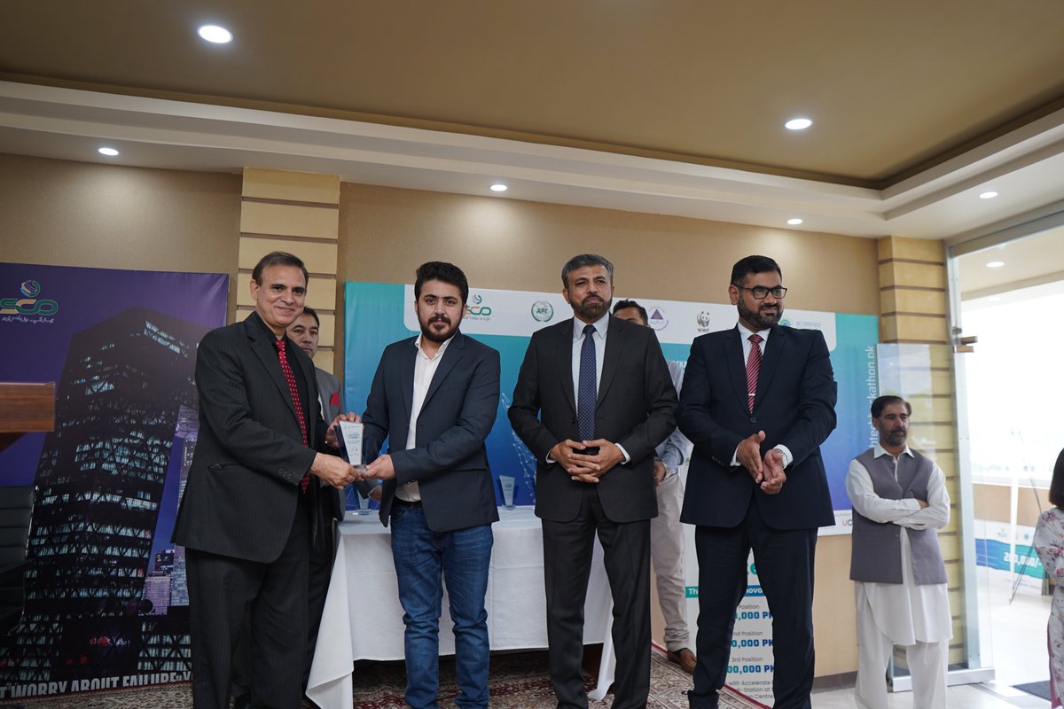 gb_hackathon's tweet photo. 𝐆𝐁 𝐓𝐞𝐜𝐡 𝐇𝐚𝐜𝐤𝐚𝐭𝐡𝐨𝐧 𝟐𝟎𝟐𝟐 | 𝐄𝐯𝐞𝐧𝐭 𝐃𝐚𝐲 𝟎𝟓 &amp; 𝐂𝐥𝐨𝐬𝐢𝐧𝐠 𝐜𝐞𝐫𝐞𝐦𝐨𝐧𝐲
Here are some highlights from our today's event.
Our gratitude to our Mentors for mentoring the participants and providing them with a learning https://t.co/JiUcFzD5Ac