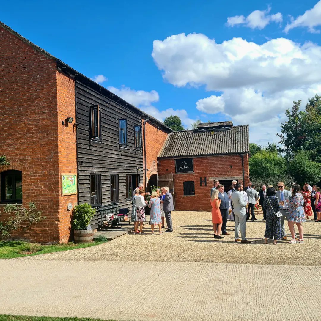 RoyalValentines's tweet photo. "The Royal Valentines did a very special Wedding last Thursday 25th August 22. Not only was it at a beautiful location @The_Haybarn_Herefordshire and was such a wonderful sunny day. The band got to perform for my close friend Matt and his lovely partner Laura!" Richard (Manager) https://t.co/QzMvfJPbwX