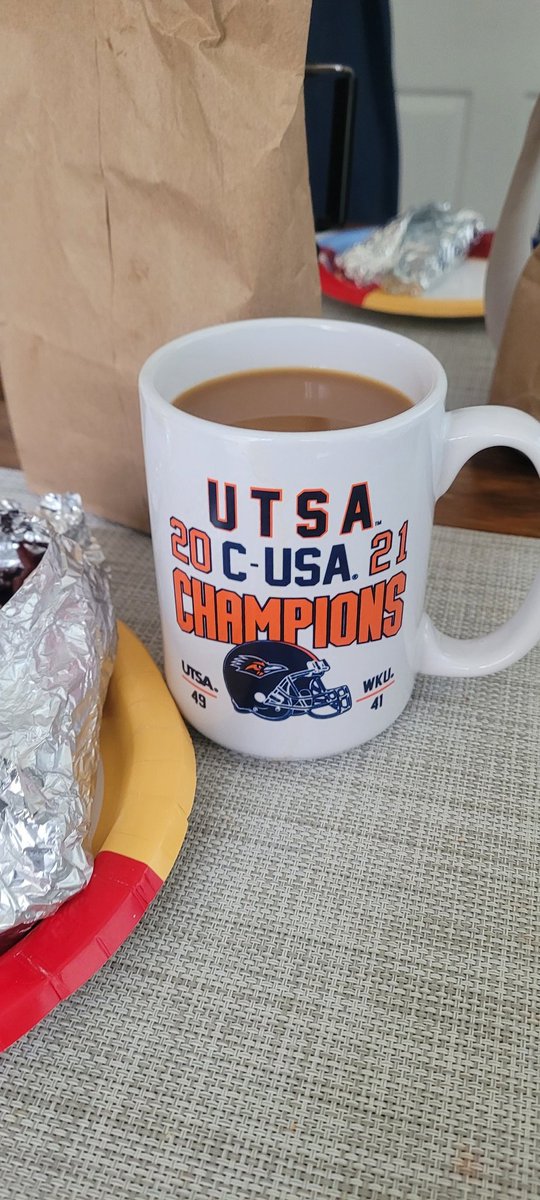 RBoogie33's tweet photo. Good morning! GameDay is 3 days away. Let's Go Runners!!!
#210TriangleOfToughness
#BirdsUp
#LetsGoRunners
#MeepMeep https://t.co/E9pkvVqasV