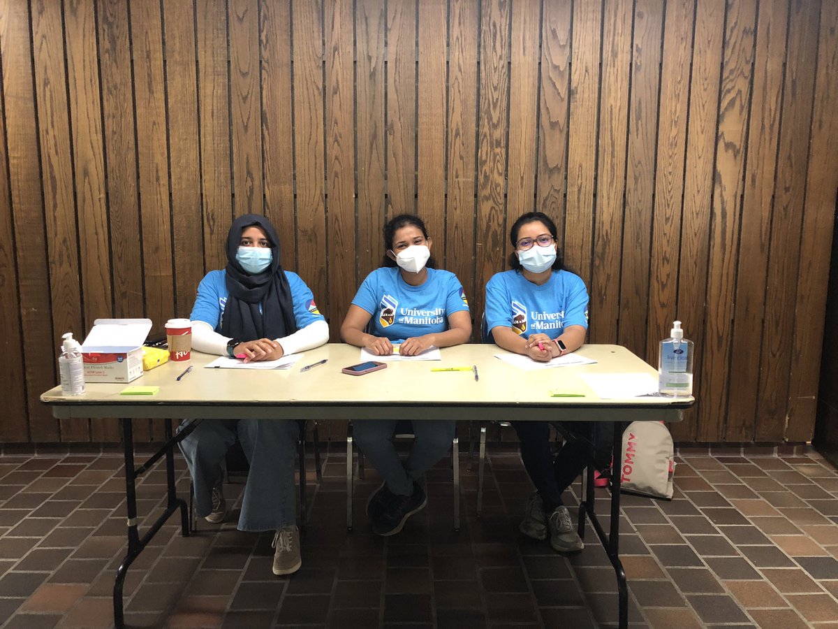 UMGradStudies's tweet photo. The UMGSA volunteers are ready to greet you at the orientation workshops happening today! #graduatestudentorientation https://t.co/Zdu3oCaUVd