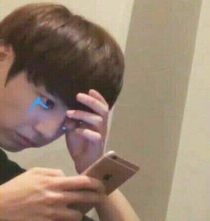 JKMBF_97's tweet photo. Khi nào thì Jungkookie mới live nhỉ....!??? 🥹 https://t.co/kEg79BVYR1
